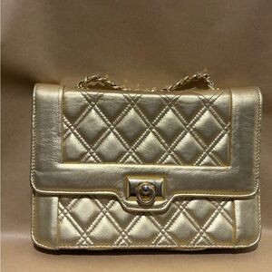 Luxurious Gold Quilted Shoulder Bag